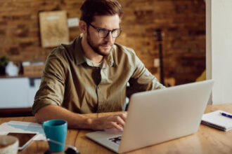 Recruteurs freelances : et si un seul outil remplaçait votre pile logicielle ?